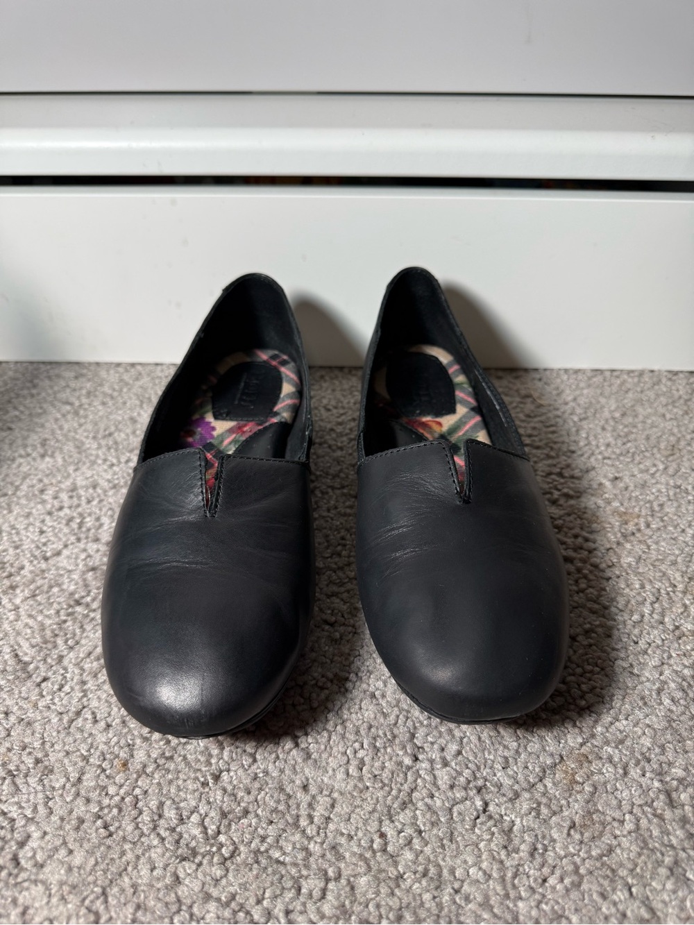 Born Black Leather Slip-On Loafers with Floral Insole